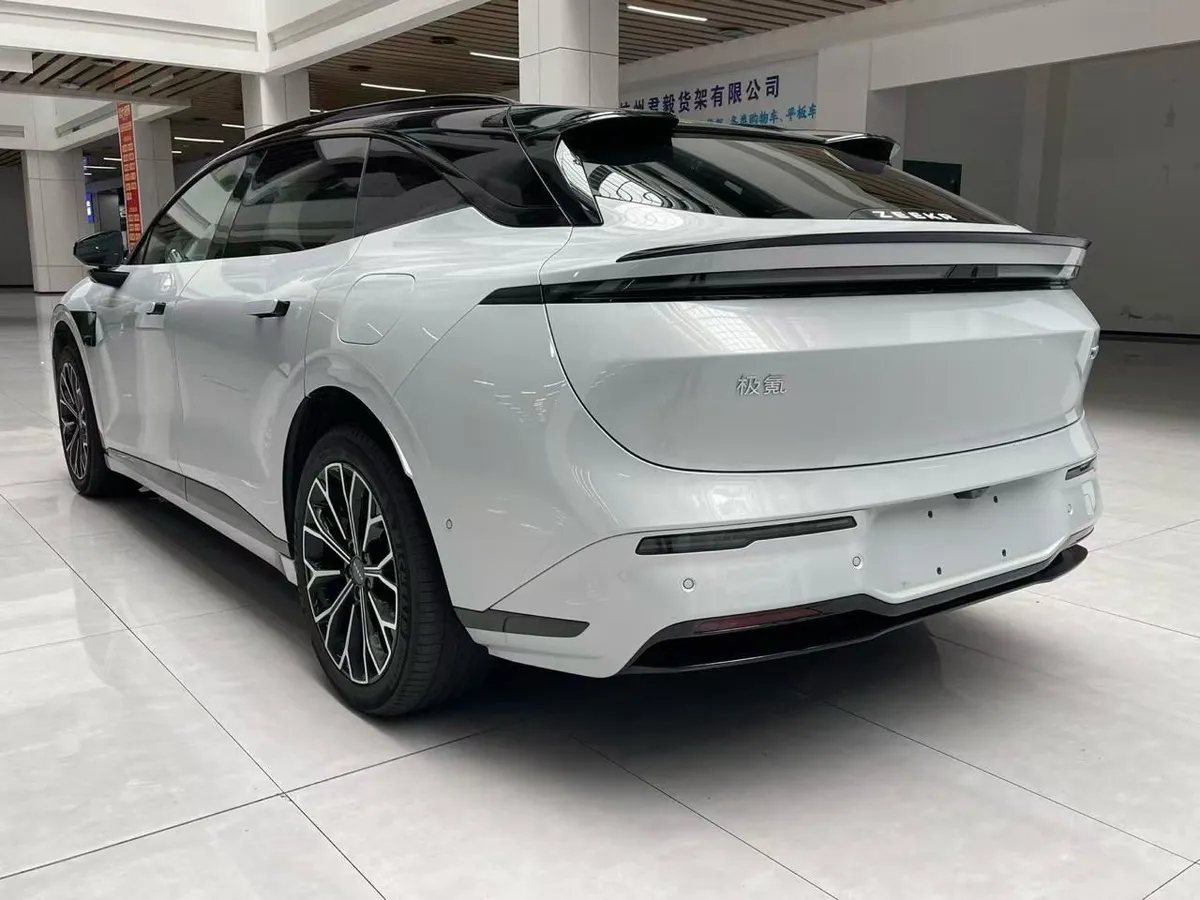 ZEEKR 007 KWH 007 GT 75 KWH 2025