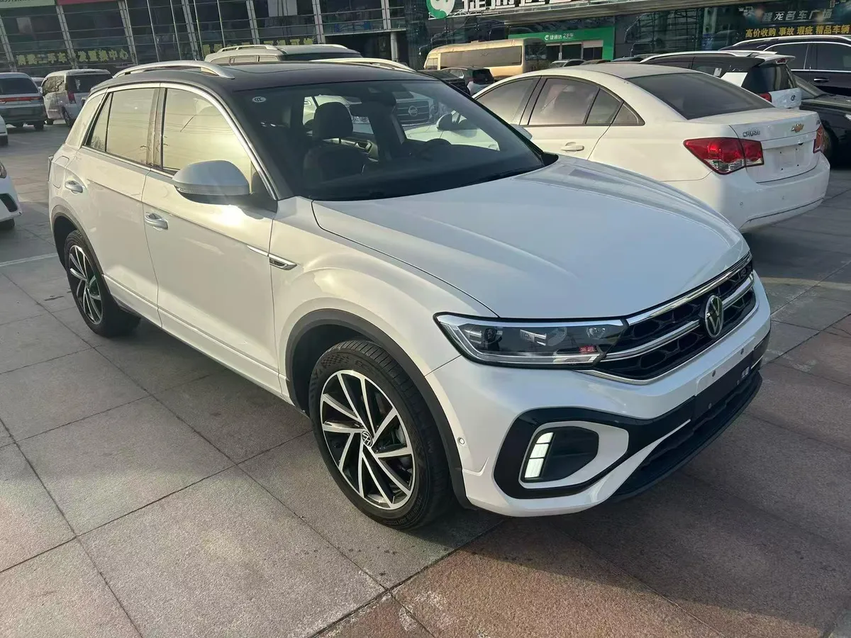 VOLKSWAGEN T-ROC STARLIGHT T-ROC 300TSI DSG STARLIGHT 2023
