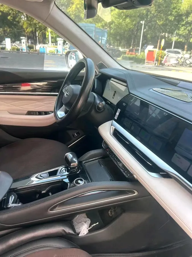 GEELY MONAJRO 2023