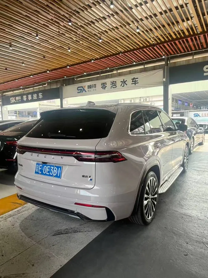 GEELY MONAJRO 2023