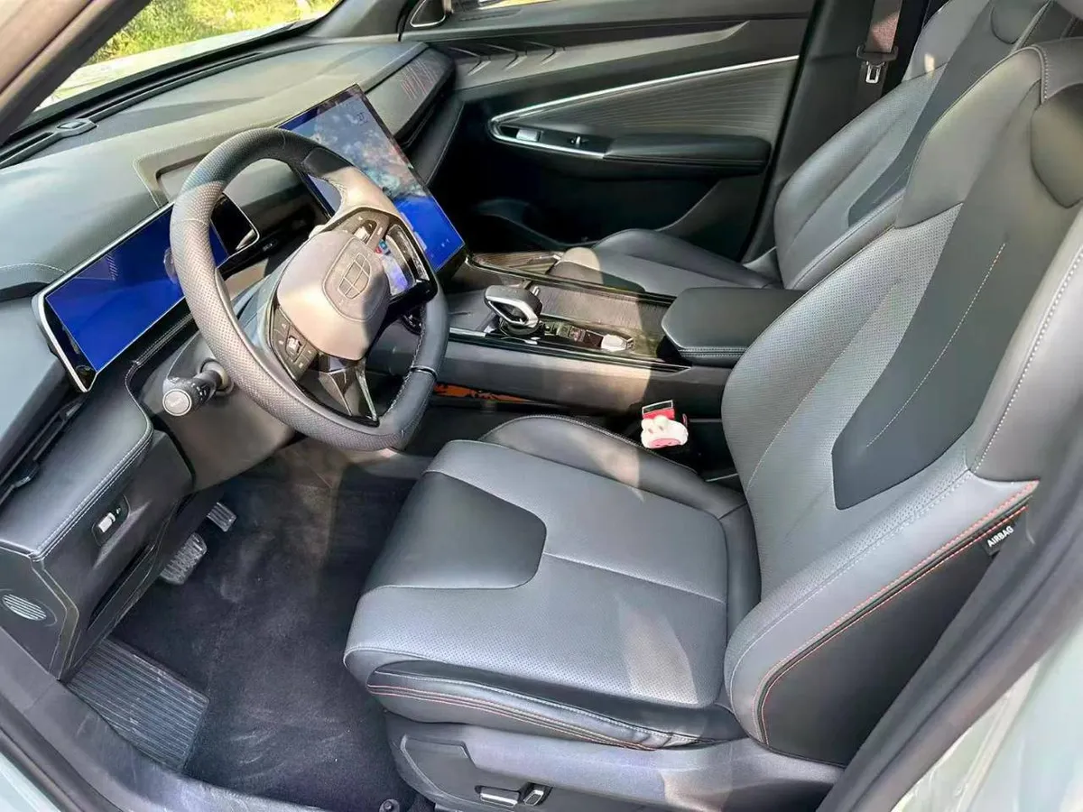 GEELY BOYUE COOL 2023