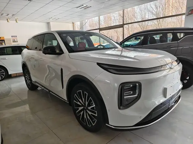 CHANGAN QIYUAN Q07 215 FLAGSHIP 2025