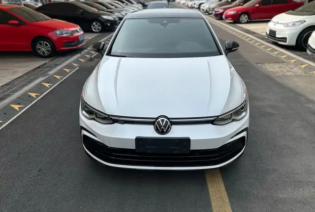 VOLKSWAGEN GOLF R-LINE 2021