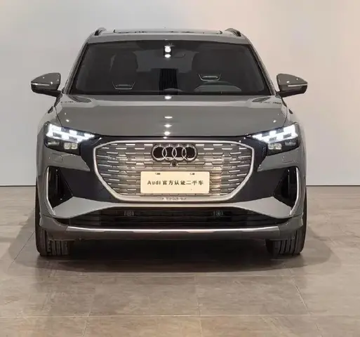 AUDI Q4 2023