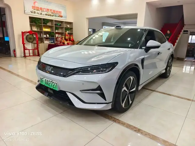 BYD SONG L EV 2025