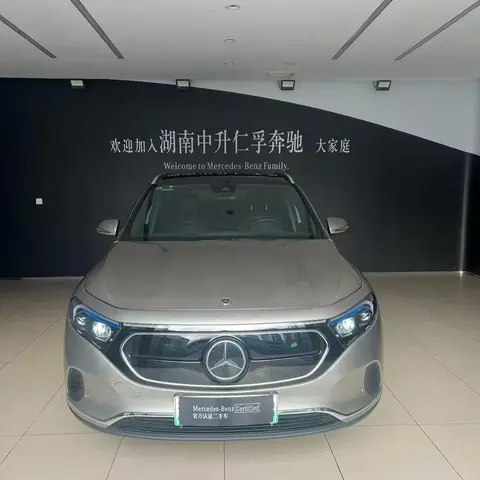 MERCEDES-BENZ EQA 260 2023