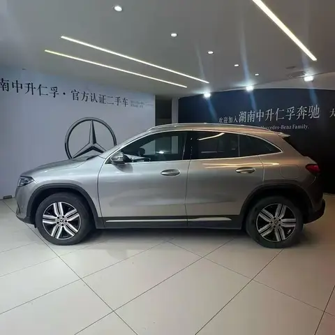 MERCEDES-BENZ EQA 260 2023