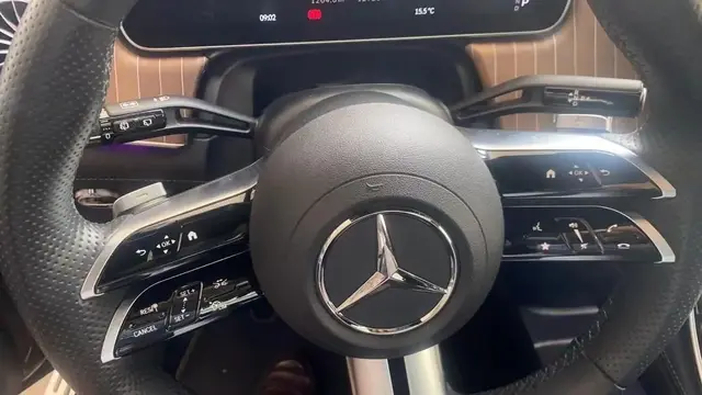 MERCEDES-BENZ EQE 350 2023