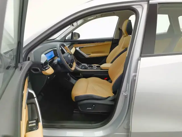 GEELY BOYUE L 2023 BOYUE L 1 2022