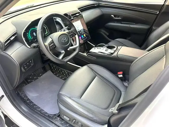 HYUNDAI TUCSON 2023
