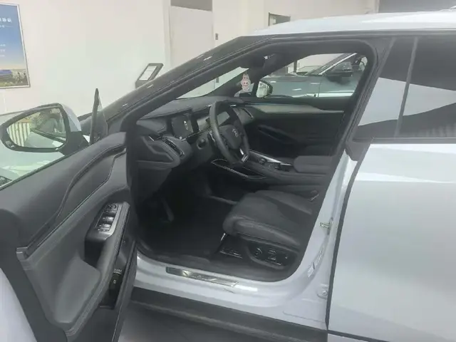 BYD SONG L EV 2025