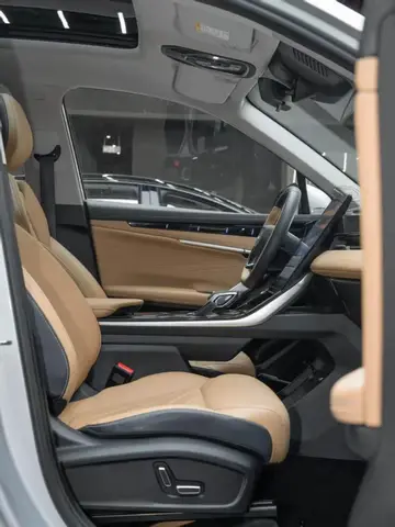 GEELY BOYUE L 2023 BOYUE L 1 2022