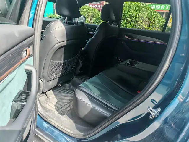 GEELY MONJARO 2022