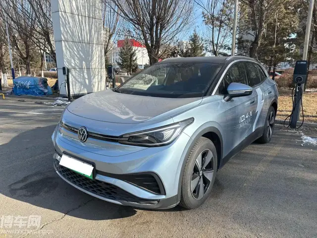 VOLKSWAGEN ID 2024