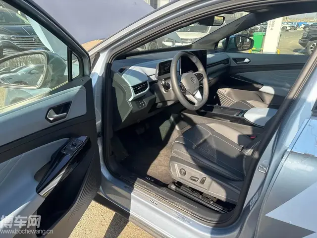 VOLKSWAGEN ID 2024
