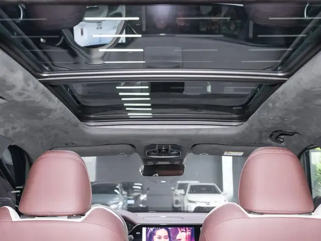 GEELY MONAJRO 2022