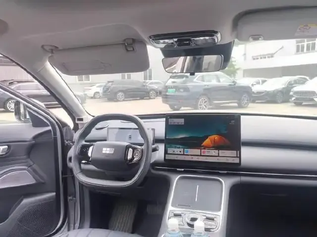 GEELY GALAXY STARSHIP 7 PHEV 2025