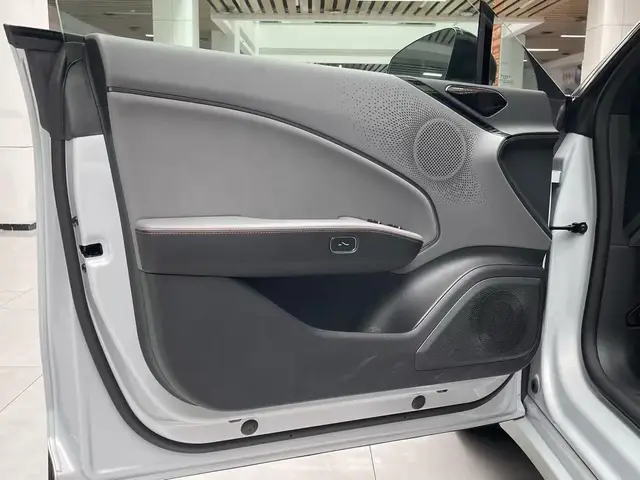 ZEEKR 007 KWH 007 GT 75 KWH 2025