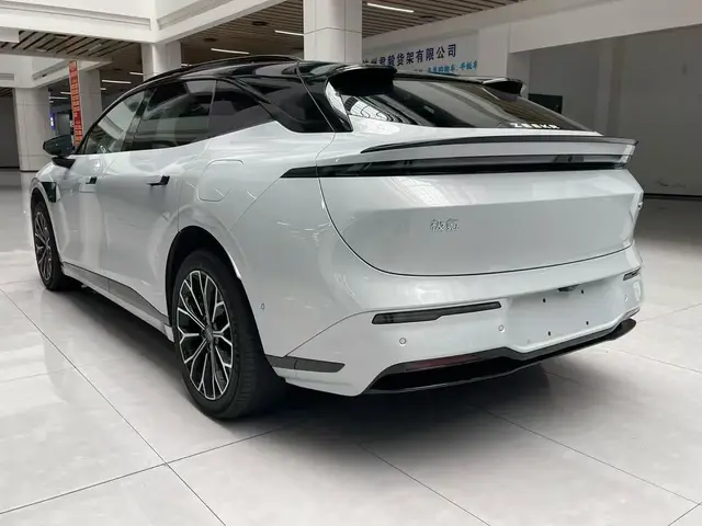 ZEEKR 007 KWH 007 GT 75 KWH 2025