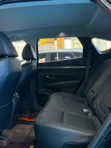HYUNDAI TUCSON PREMIUM 2023