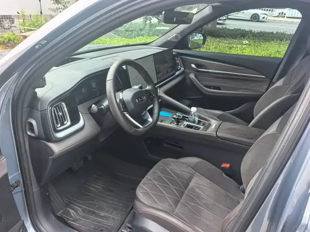 GEELY XINGYUE L 2026