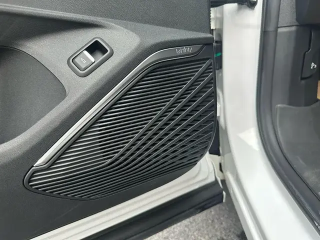 GEELY XINGYUEL 2023