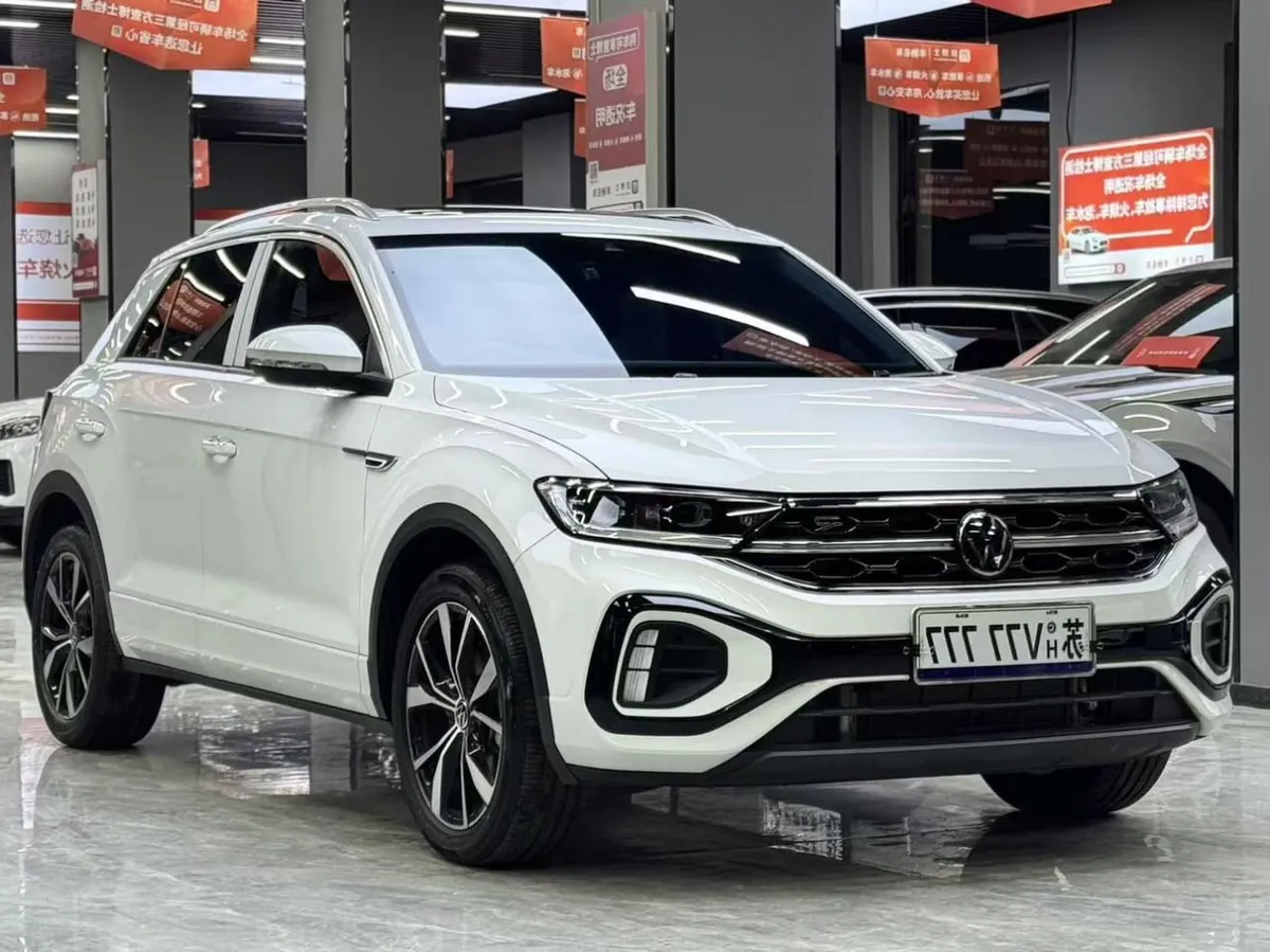 VOLKSWAGEN T-ROC 2023