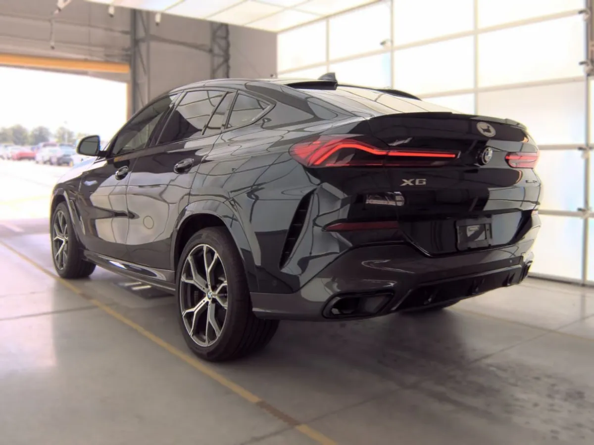 BMW X6 M SPORT LINE 2022
