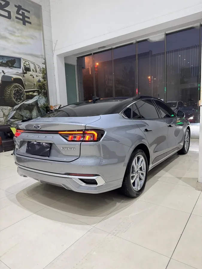 FORD MONDEO 2023