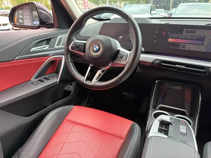 BMW IX1 2023