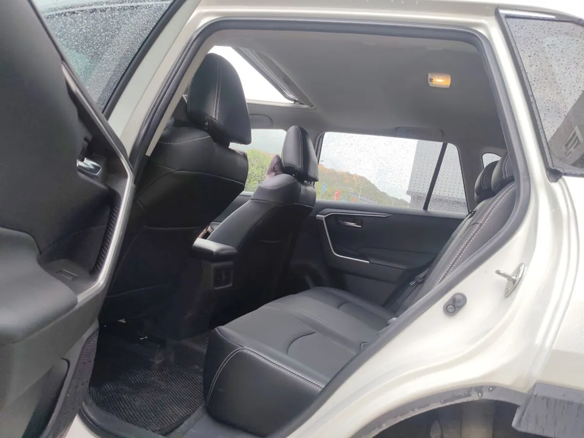 TOYOTA RAV4 2022