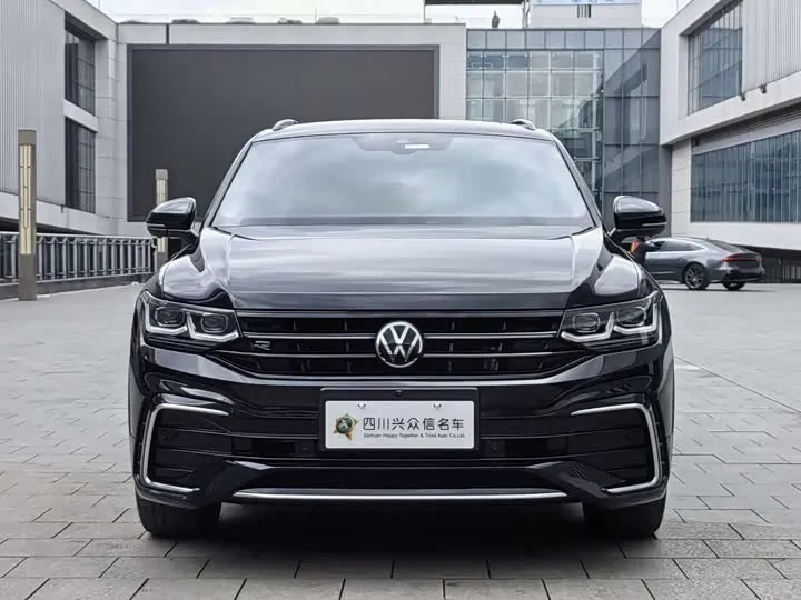 VOLKSWAGEN TIGUAN 2023