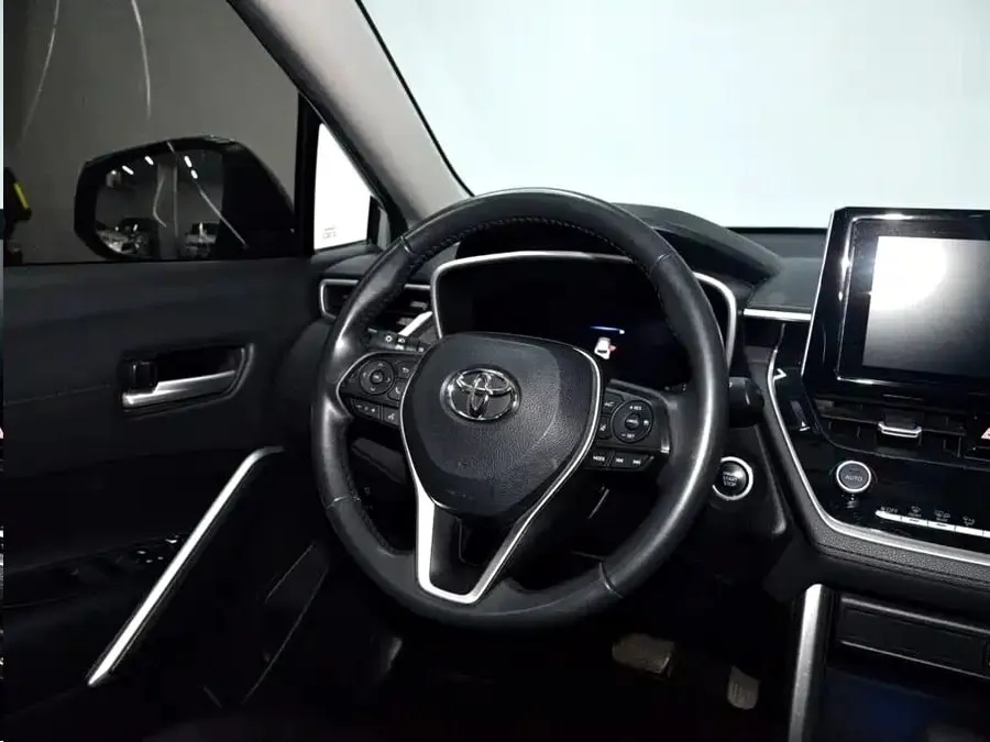 TOYOTA COROLLA CROSS 2022