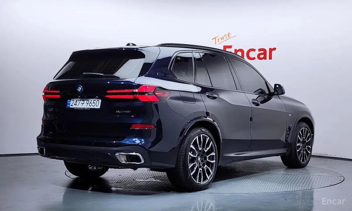 BMW X5 M SPORT 2023