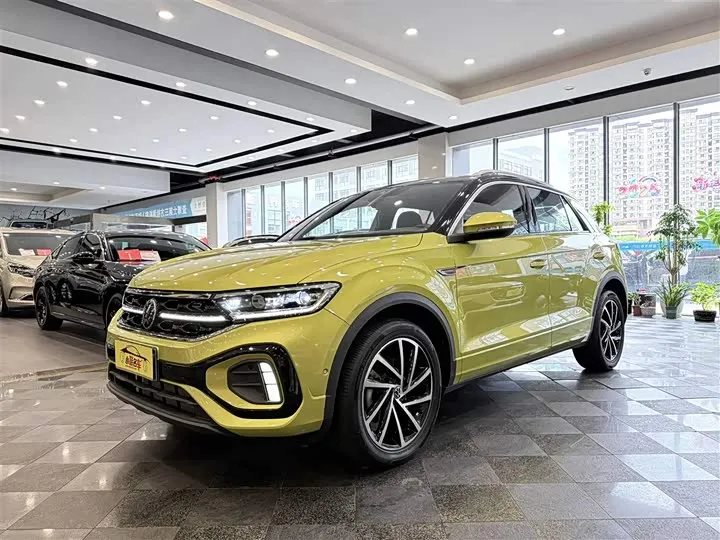 VOLKSWAGEN T-ROC 2023