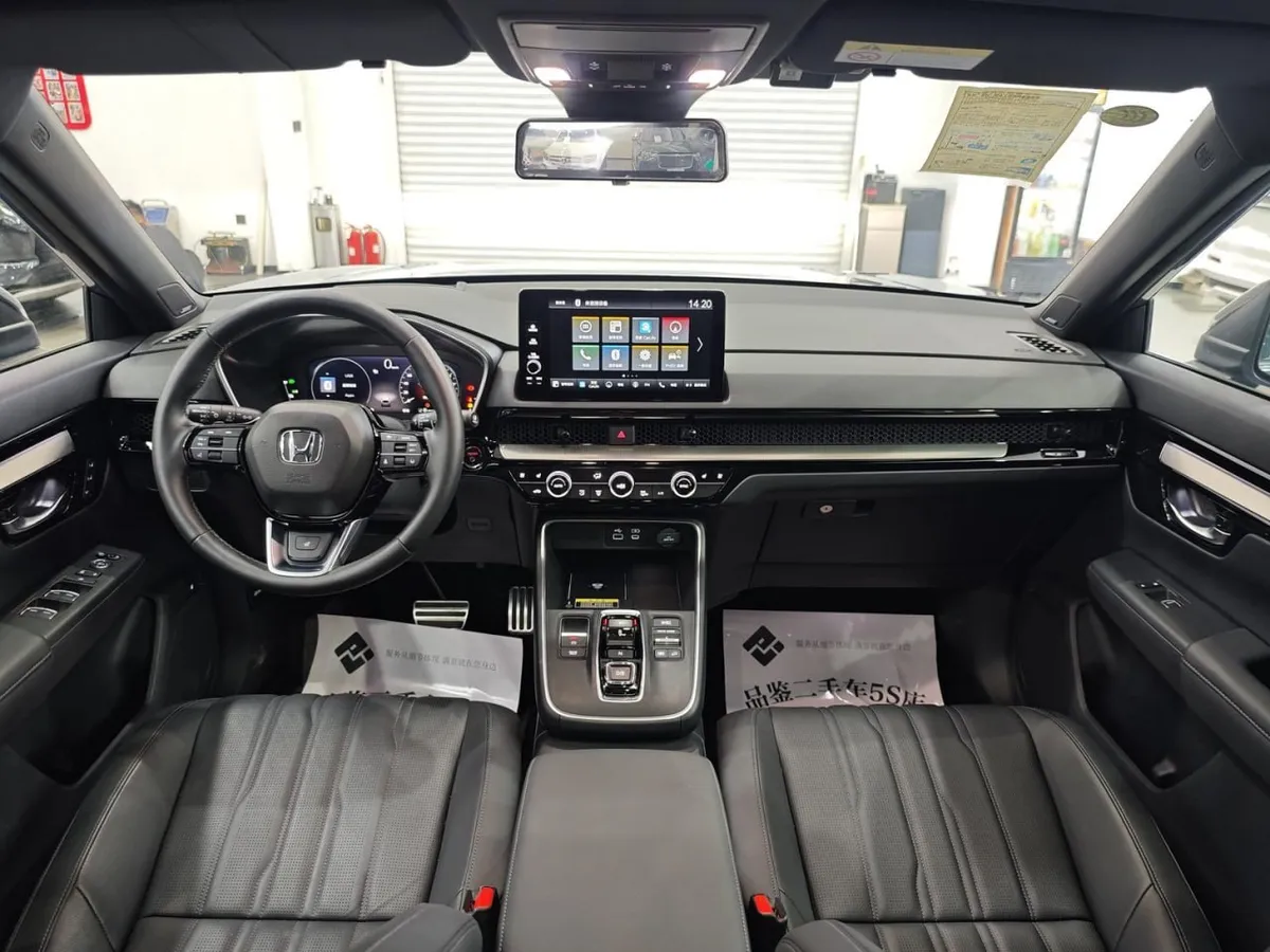 HONDA CR-V BREEZE 2023