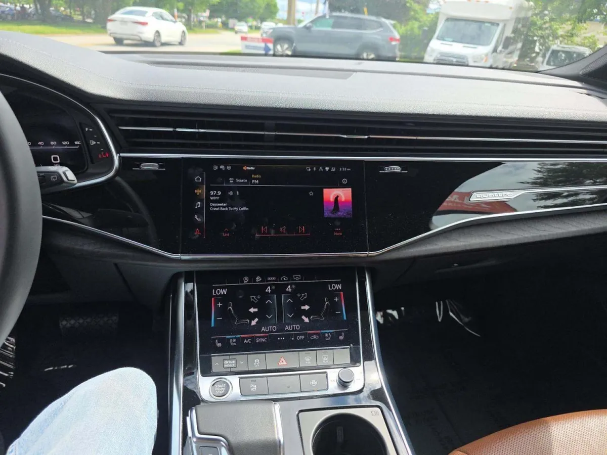AUDI Q7 2023