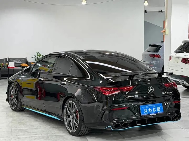 MERCEDES-BENZ CLA AMG 2023