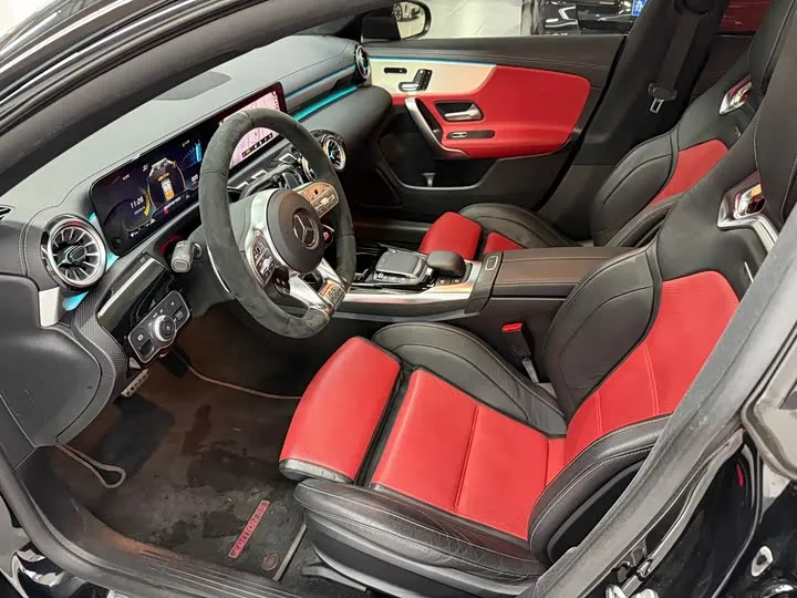 MERCEDES-BENZ CLA AMG 2023