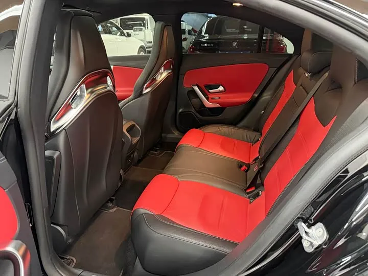 MERCEDES-BENZ CLA AMG 2023