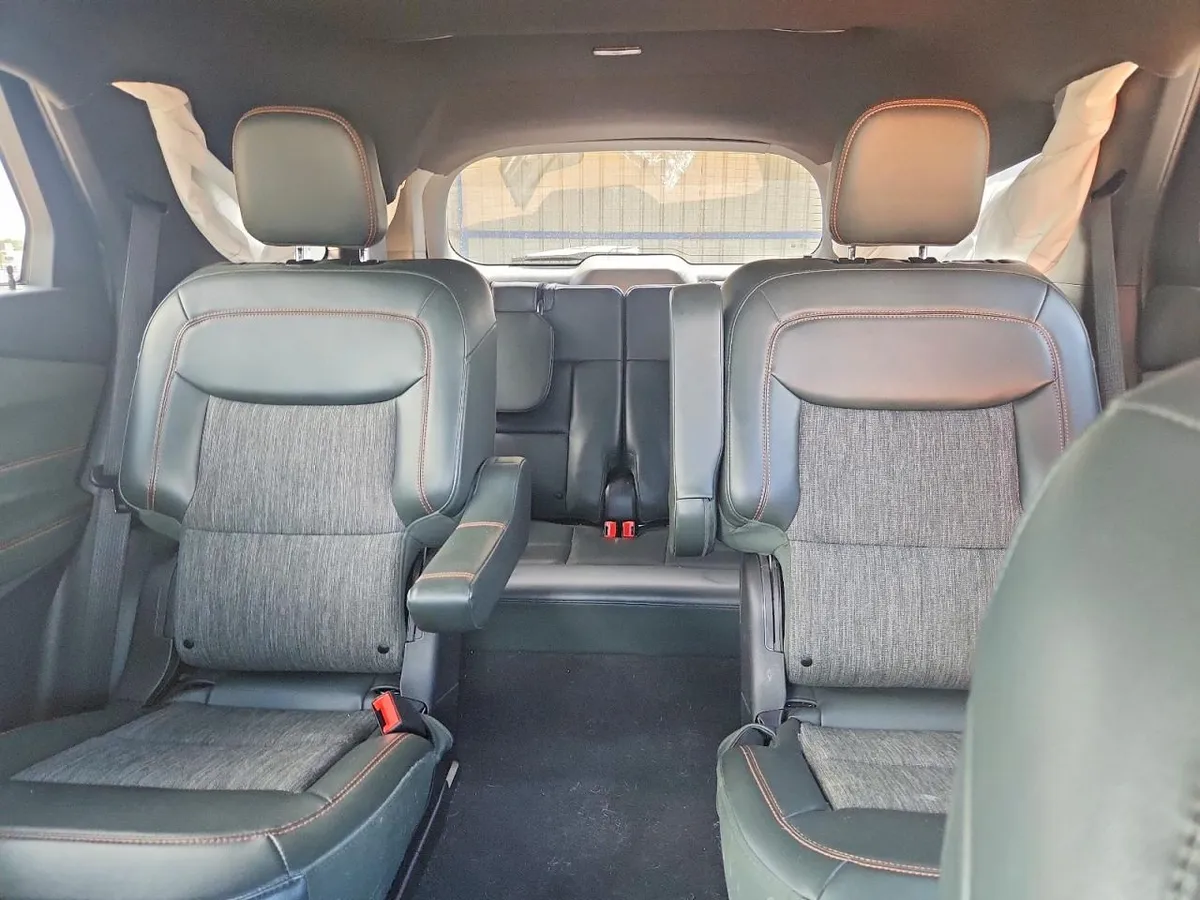 FORD EXPLORER TIMBERLINE 2023