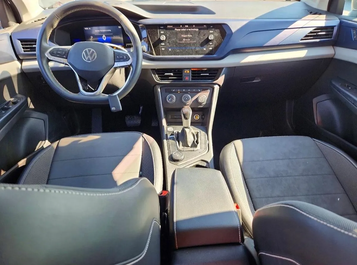 VOLKSWAGEN TAOS SE 2022