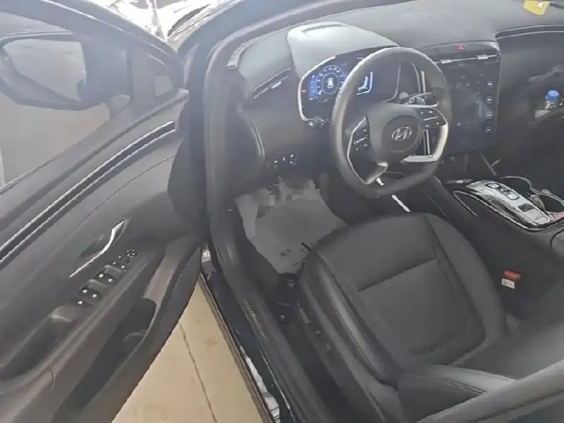 HYUNDAI TUCSON L 2023