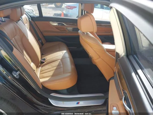 BMW 7 SERIES 2016