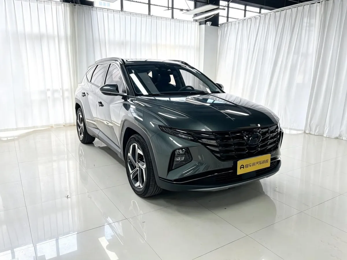 HYUNDAI TUCSON PREMIUM 2022
