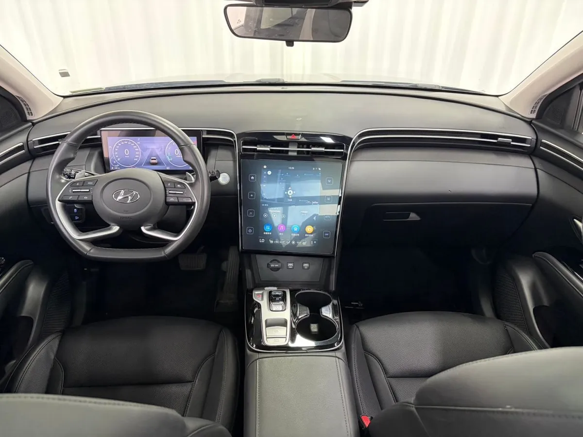 HYUNDAI TUCSON PREMIUM 2022
