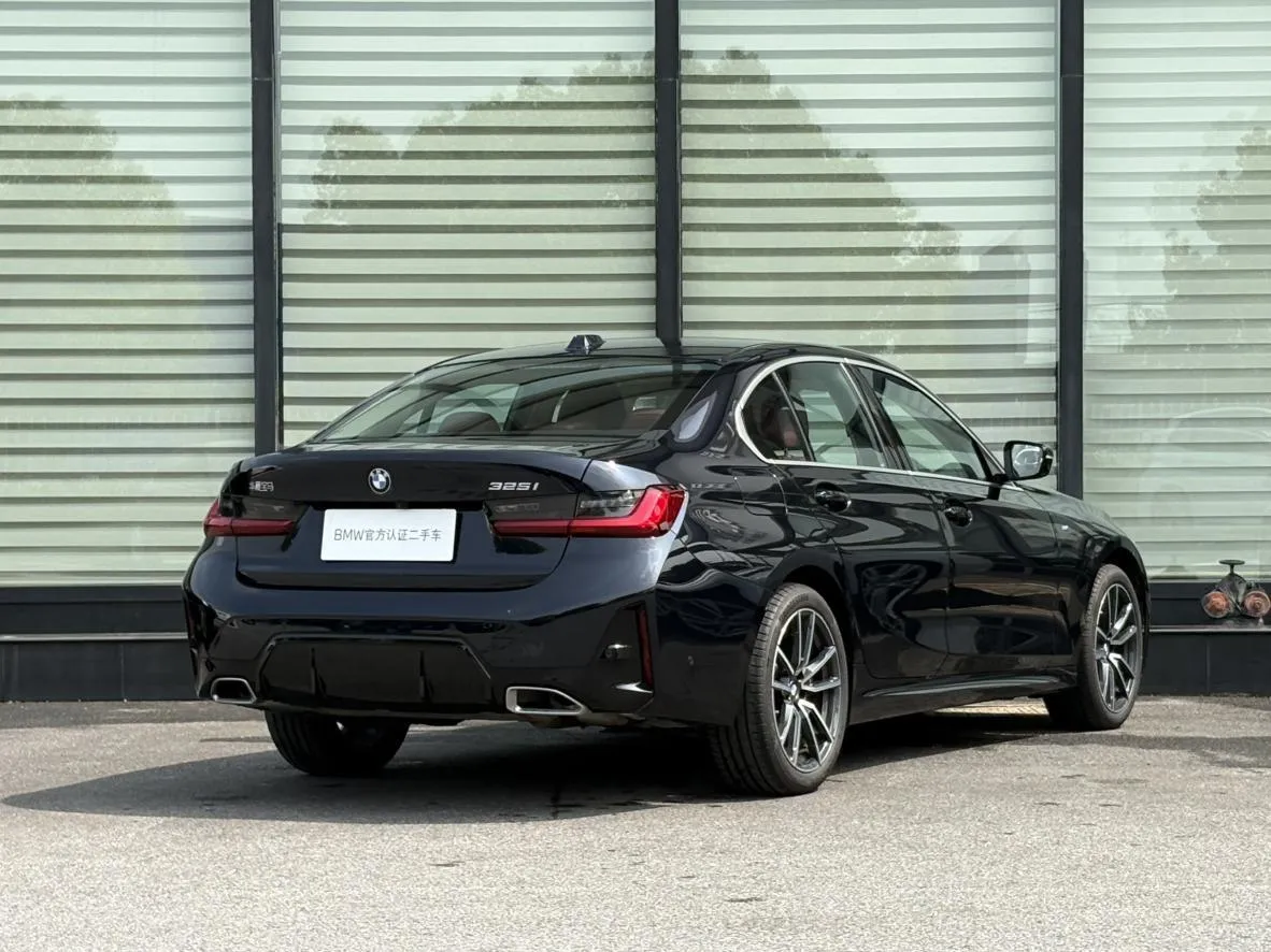 BMW 3 SERIES 2025