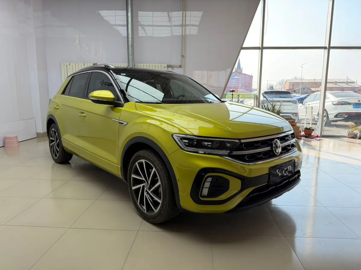 VOLKSWAGEN T-ROC 2023