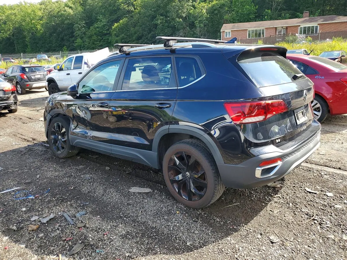 VOLKSWAGEN TAOS SE 2022