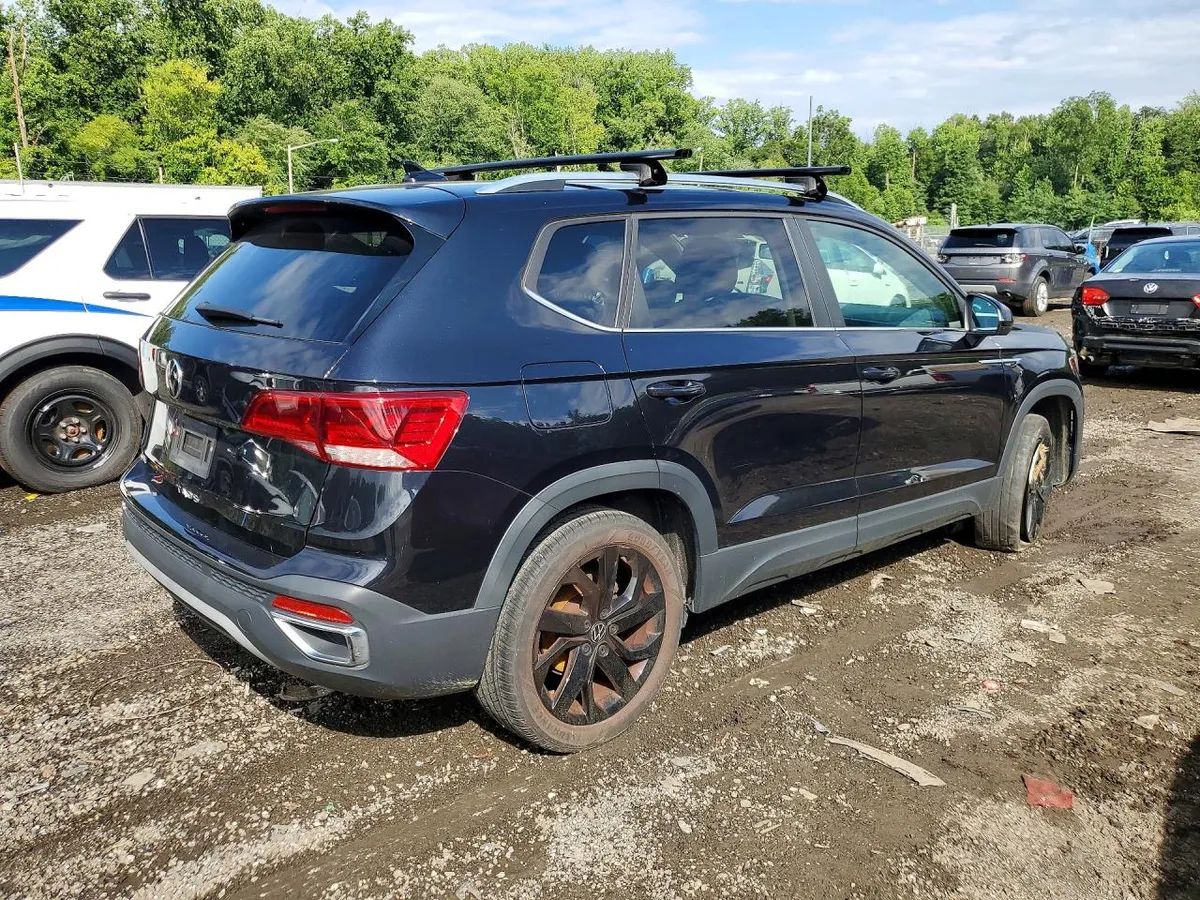 VOLKSWAGEN TAOS SE 2022